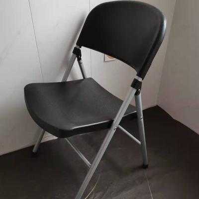 China Modern Wholesale Cheap Modern Metal Chair PP Outdoor White Plastic Folding for sale