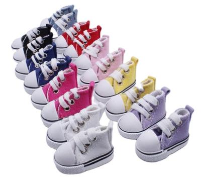 China Promotion Gift Wholesale 5cm Lace Up Head Chain Doll Canvas Shoes Pendant for sale