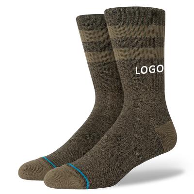 中国 Uron QUICK DRY 2021 High Quality Custom Logo Brown Socks 販売のため