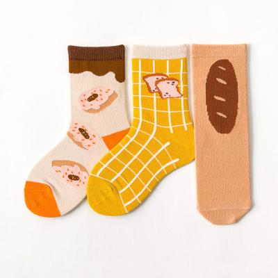 中国 Uron Antibacterial Baby Socks Organic Cotton High Quality 3-5 Years 販売のため