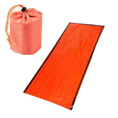 China Lightweight Rise Aluminum Sleeping Envelope Type Sleeping Bag Pe Film Emergency Heat Insulation Bag From China for sale