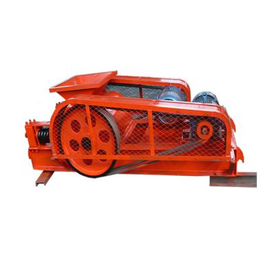 China Mining Portable Small Stone Crusher Cost , Mini Gold Ore Crusher / Concrete Roller Crusher Machine for sale