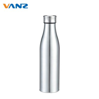 China 750ml Sustainable Single Wall Insulated Outdoor Drinks 18/8 Stainless Steel Water Bottles for sale