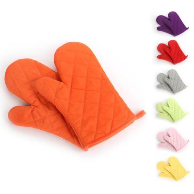 China Heat Resistant Factory BBQ Kitchen Silicone Oven Heat Resistant Waterproof Gloves for sale