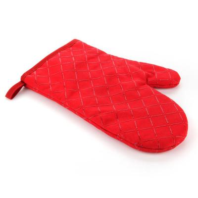 China Amazon Heat Resistant Top Customized BBQ Oven Gloves for sale