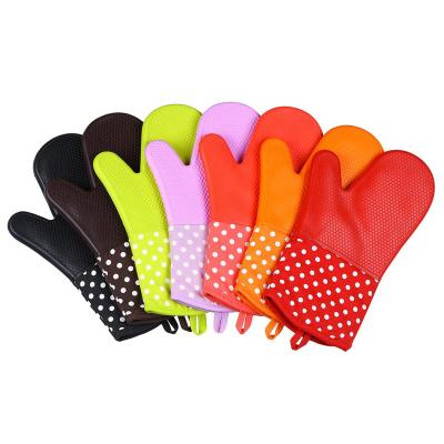 China CE Heat Resistant Oven Gloves Cotton Anti Slip Oven Thicken Anti Scald for sale