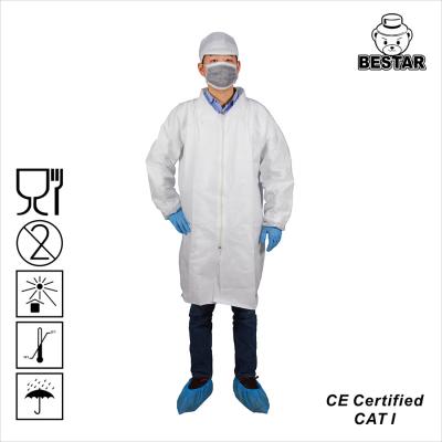 Cina Elastic Cuff Disposable Lab Jackets SPP Nonwoven Disposable White Lab Coats in vendita