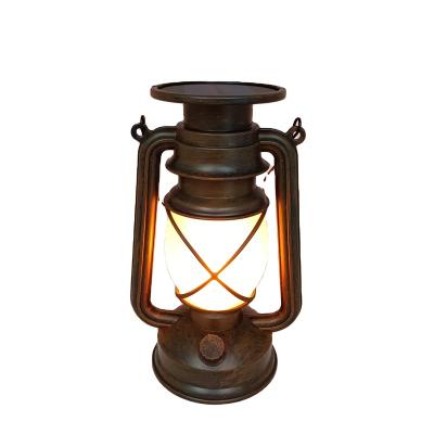 China Garden Kerosene Lantern Kerosene Lantern Outdoor Garden Light Kerosene Lamp Classic Camping Decorative Kerosene Lamp for sale