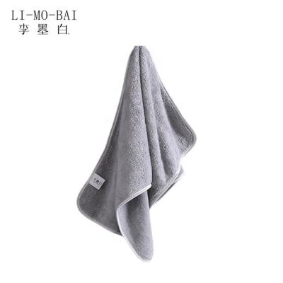 China Microfiber Loop Drying Towel Microfiber QUICK DRY 34*74Cm Twisted Edgeless Detailing Drying Towel for sale