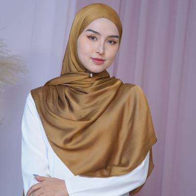 China Wholesale Muna Satin Shawl High Quality Hijab Custom Made Polyester Factory Price Muna Ombra for sale