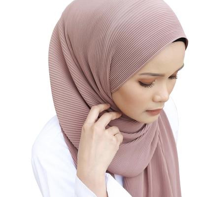 China High Quality Simple Color Mini Pleated Shawl Polyester Chiffon Hijab Shawl For Muslim Women for sale