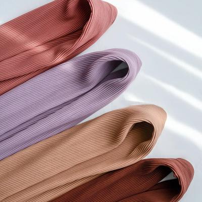 China High Quality Simple Color Mini Pleated Shawl Polyester Chiffon Hijab Shawl For Muslim Women for sale