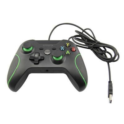 China Ergonomic VIBRATION MOTOR Design Joystick Gamepad Wired Video Gaming Remote Controller for sale