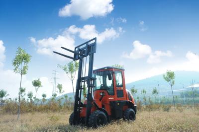 China Factory shipping direct  low  price good quality FD30Y All Rough Terrain Forklift with china C490 or cummins EPA engine for sale