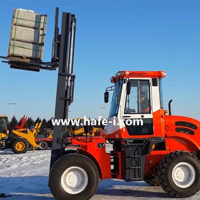 China Combustion Counterbalanced  FD60Y 6t all terrain diesel forklift 4X4driver with bucket, Used in Mountain forest area,Fi for sale