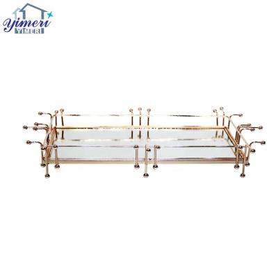 China Luxury Style Rectangle Cake Food Metal Gold Serving Tray For Hotel Restaurant Home With Handle for sale