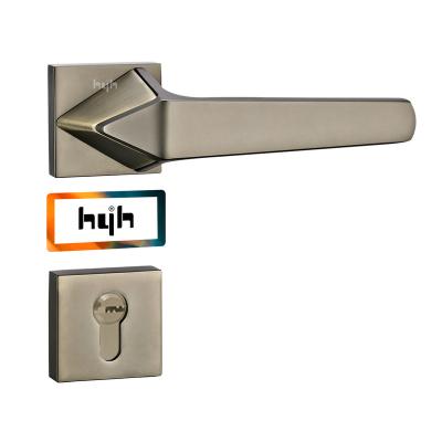 China Wooden door/panel door/glass door Guangdong-hyh hardware security latch Europe door handle lock for sale