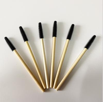 China Disposable Wooden Bamboo Mascara Wand Beauty Care Makeup Tools Handle Eco-friendly Makeup Mascara Brush for sale