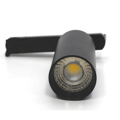 China Customized RGB COB Shopping Mall Fashion Modern Led Track Lights Adjustable for sale