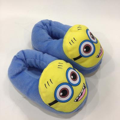 China More Warm Smile Winter Fashion Trend Sales Indoor Slipper Coral Fleece Indoor Slippers Unisex for sale