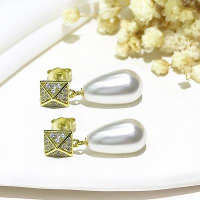 China FASHIONABLE Fine Classic Jewelry Geometric Zircon Pearl Hot Selling Style Dangle Gold Plated Women's Earrings for sale