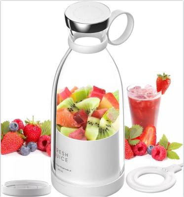 China USB Rechargeable Home Travel Mini Blender Juicer Extractor Hot Selling Juicer 350ml Portable Blender Machine Outdoor Car Amazon for sale