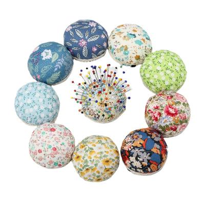 China Portable Wrist Pin Cushions Sewing Needle Cushion Holder Convenient Band for Pins Sewing Quilting Holder for sale