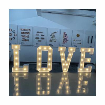 China Outdoor Wedding Buildings Custom Love Letters Giant Bulb Led Marquee Signs for sale