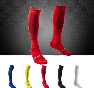 China Anti Slip Anti Bacterial Knee High Compression Man Football Training Socks for sale