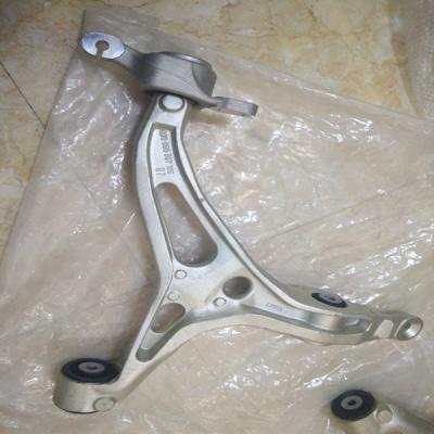 China Vorderer unterer Querlenker für Mercedes W164 X164 1643303407 16433035047 ml GL zu verkaufen