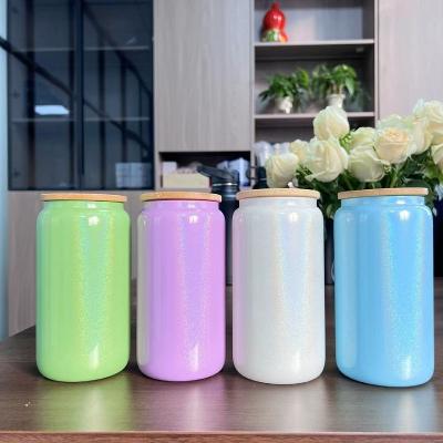 China Wholesale Custom Juice Bottles Shaped Glass Beverage Color Glass Beverage Bottle 350ml 500ml High for sale