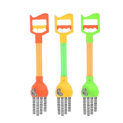 China Pirate Toy Set Amazon Hot Selling Plastic Robot Grabber Tool Hand Toy For Kids for sale