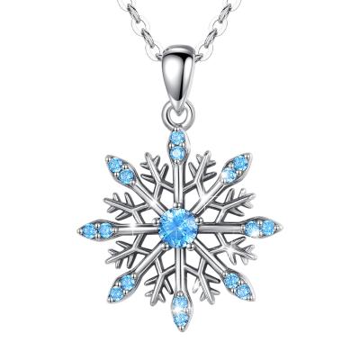 China OEM Environmental Friendly Women's Jewelry 925 Sterling Silver White CZ Snowflake Charm Pendant Necklace for sale