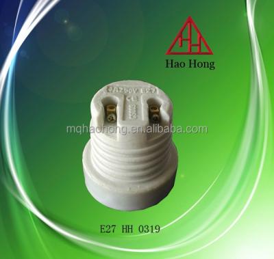 China Screw made in China 4A 250V e27 ceramic lamp holder for sale