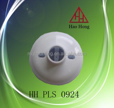 China Screw Best Price Brazil Plastic Ceiling Lamp Holder for sale