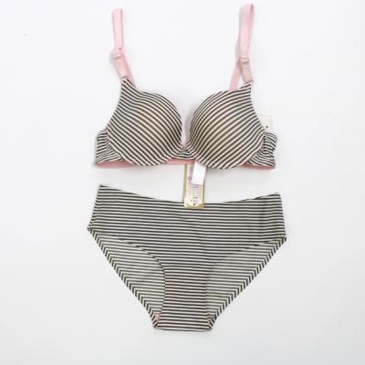 China 2021 New Style QUICK DRY Striped Breathable Lift Up Women Girls Ladies Sexy Bra And Brief Sets for sale