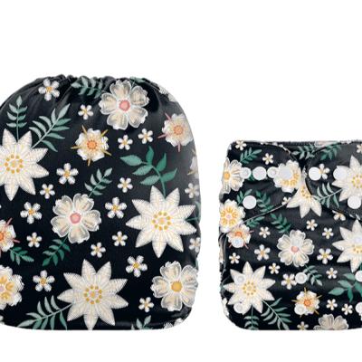 China Printed Reusable Adjustable Soft Breathable Baby Diapers / Diapers for sale