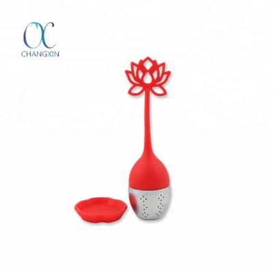 China Viable Silicone Tea Infuser Flower Lid Handle Stainless Steel Mesh Filter Infuser Strainer With Drip Tray for sale