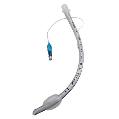 China Medisch wegwerp PVC-materiaal endotracheale buis Onbeklede / beklede endotracheale buizen met verschillende maten PVC-endotracheale buishandelaar Te koop