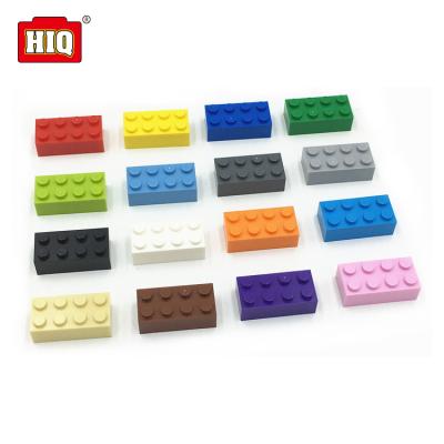 China Compatible 2x4 Toys Plastic Dots Construction Toy Shantou Building Blocks for sale