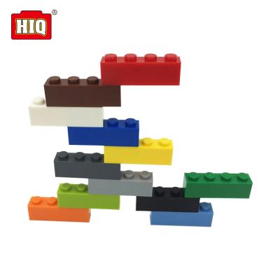 China Construction Toy Factory Price Plastic 1x4 Dots Building Blocks Toys Accessory for sale