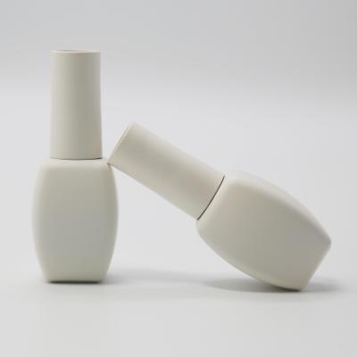 China New cosmetic high quality matte style white nail polish bottle for nail shop for sale