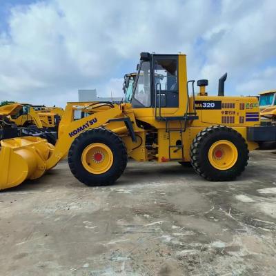 China 13 toneladas de cargadores usados Komatsu con motor Komatsu SA6D102E en venta