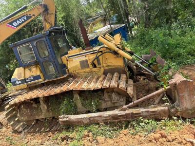 中国 Komatsu D60P bulldozer has excellent durability, flexibility, and high-quality 販売のため