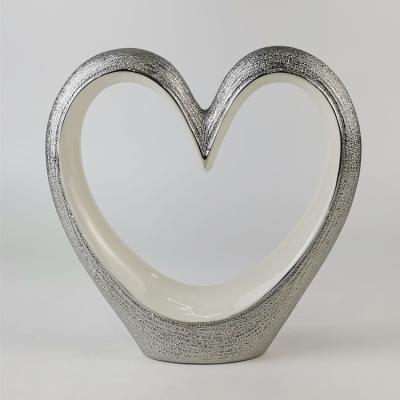 China 2022 minimalist home decor abstract sculpture luxury valentines day for sale