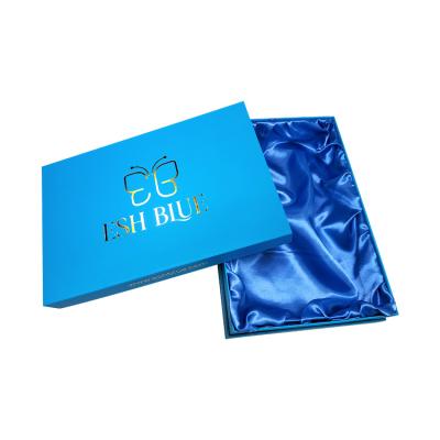 China Recycled Materials Custom Lid Logo And Silk Stocking Scarf Packaging Gift Box For Scarf Dress Packaging Luxury T-shirt Apparel Skin Care Makeup Storage for sale