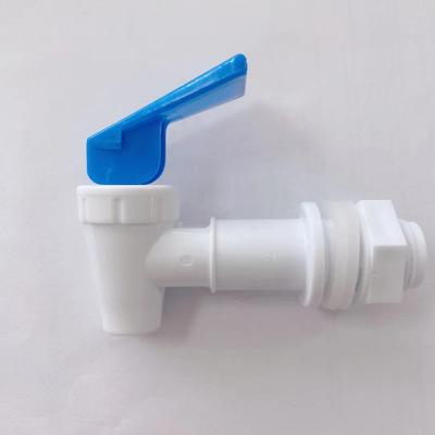 China eco-friendly plastic water bottle with faucet plastic water bottle with new type faucet for sale