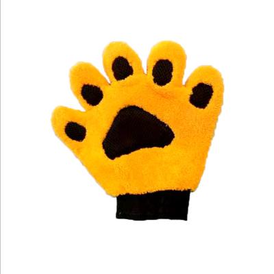 China Coral wool Wholesale Car Wash Mitt Bear Claw Shape Pet Bath Gloves Coral Velvet Car Cleaning Gloves Soft Towel Pet Bath Gloves for sale