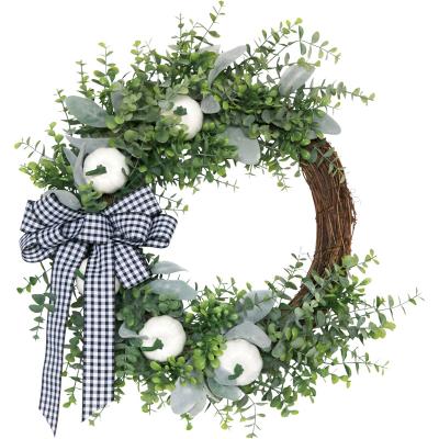 China Beautiful New Style 2021 Colorful Artificial Eucalyptus Leaf Pumpkin Wreath White Halloween Wreath Decoration for sale