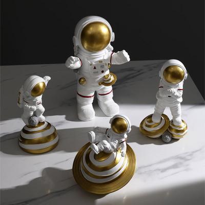 China Nordic Luxury TV Room Cabinet Small Astronaut Resin Ornament Europe Style Decoration Office Soft Gifts for sale